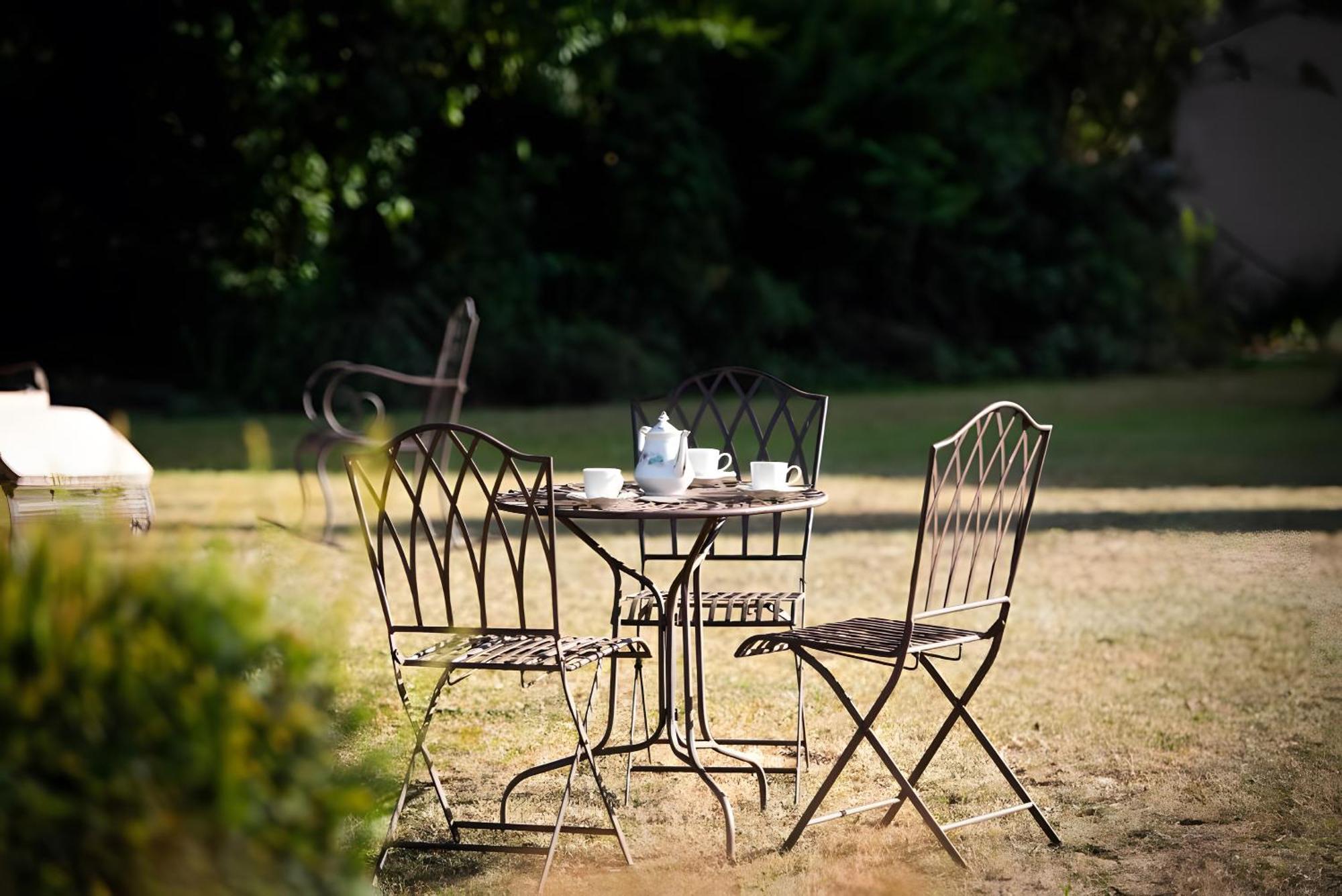 Domaine De La Briouse Bed & Breakfast Sanxay Luaran gambar
